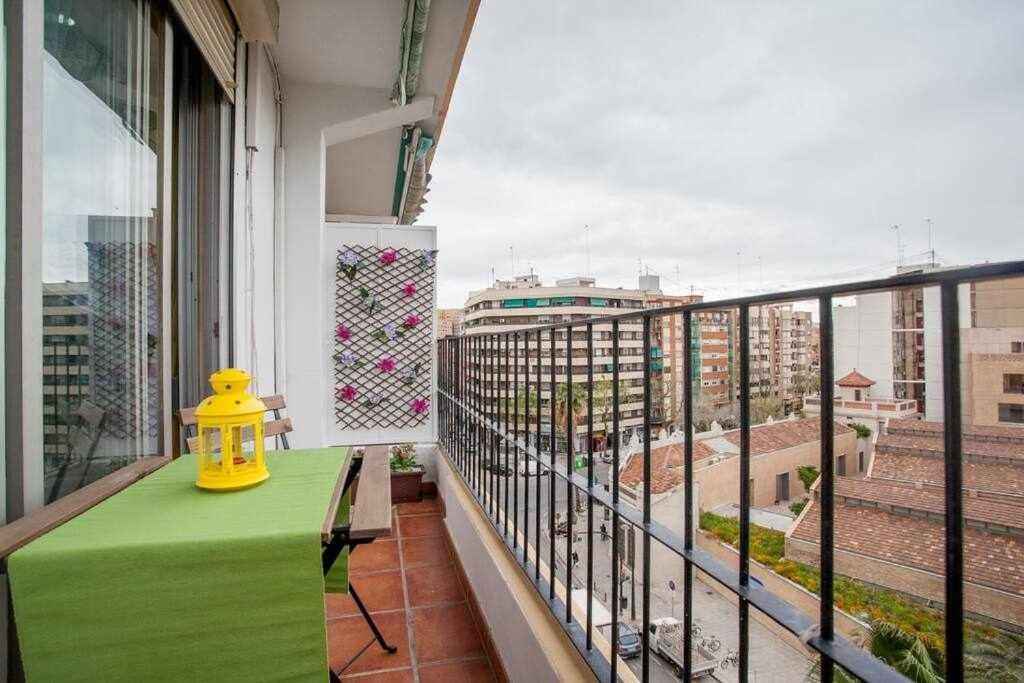 Reus, Lovely Flat Close To Center バレンシア エクステリア 写真